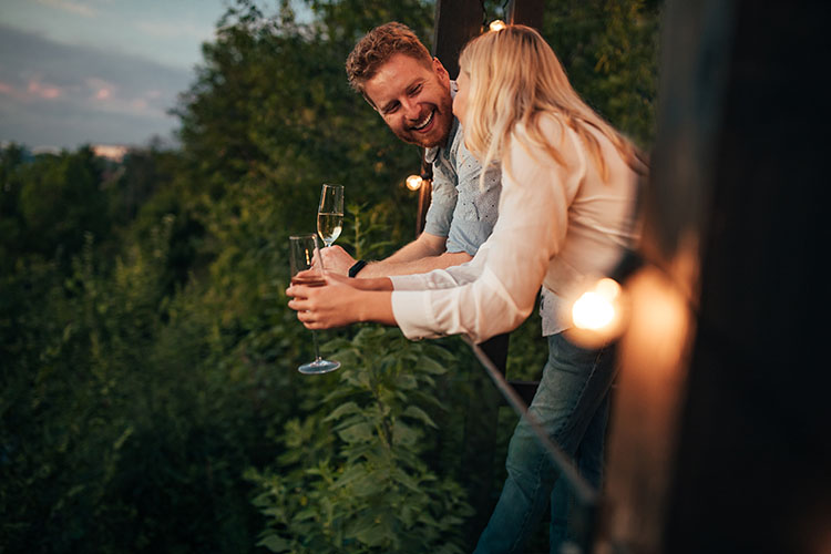 Online társkeresés után első randi