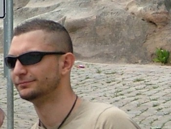 PHLVR 33 éves társkereső profilképe
