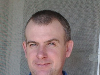 szalai ferenc 45 éves társkereső profilképe