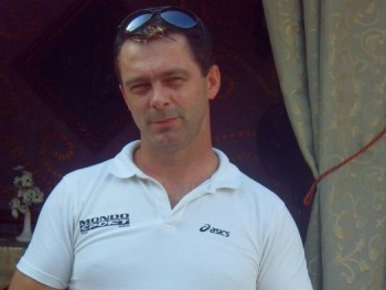 djfrenki 43 éves társkereső profilképe