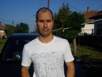 xperia 41 éves társkereső profilképe