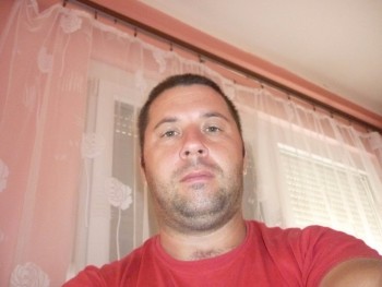 mentoske 38 éves társkereső profilképe