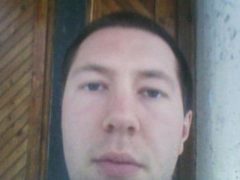 andris31 38 éves társkereső profilképe