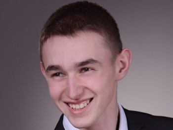 Mokesz 24 éves társkereső profilképe