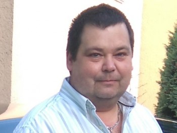 HUSZÁR LÁSZLÓ 52 éves társkereső profilképe