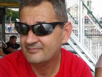 Tomcsi 54 éves társkereső profilképe