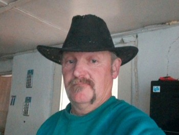 koczkaimre 54 éves társkereső profilképe