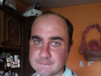 János81 42 éves társkereső profilképe