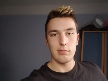 FlawedOne 24 éves társkereső profilképe