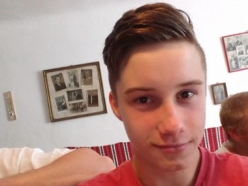 roland16 21 éves társkereső profilképe