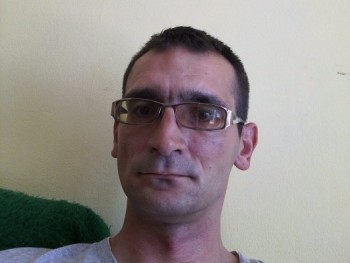 szzsolt77 45 éves társkereső profilképe