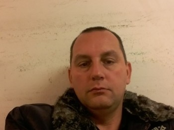Police 53 éves társkereső profilképe