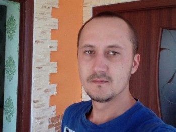 mészár fery 30 éves társkereső profilképe