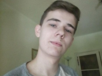 Levosz 21 éves társkereső profilképe