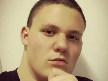 Dominik16 22 éves társkereső profilképe