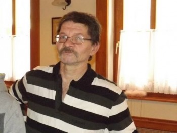 ebredes 49 éves társkereső profilképe
