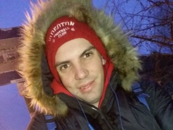 korcsek Mihály 28 éves társkereső profilképe