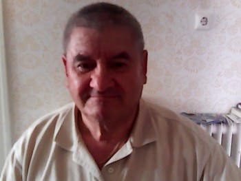 Miklós 61 éves társkereső profilképe