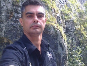 ganini 54 éves társkereső profilképe