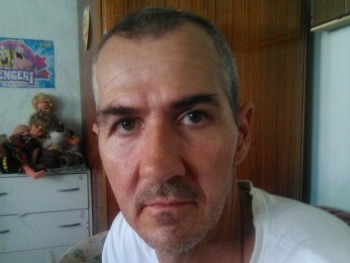matyo974 48 éves társkereső profilképe