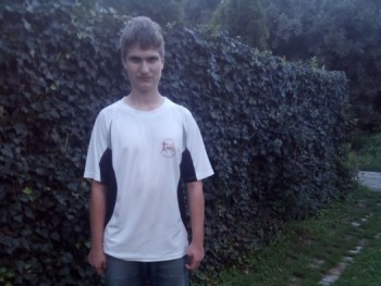 Lendvai Máté 21 éves társkereső profilképe