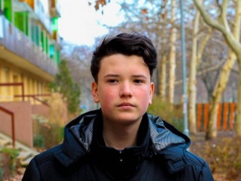16 éves srác 18 éves társkereső csak csatlakozni akarok vele