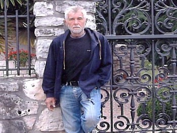 Trintignan 85 éves társkereső profilképe