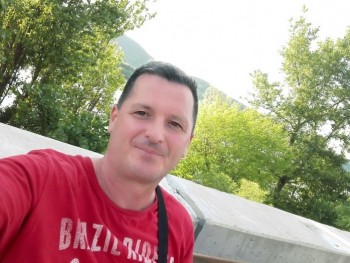 Kisbodo 48 éves társkereső profilképe