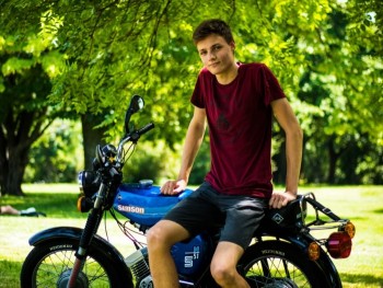 Gábor tamás 21 éves társkereső profilképe