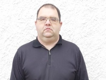 attila82 39 éves társkereső profilképe
