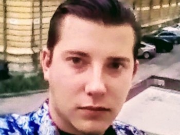 sztyui 28 éves társkereső profilképe