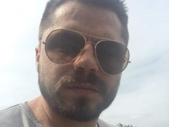 givemelips 32 éves társkereső profilképe
