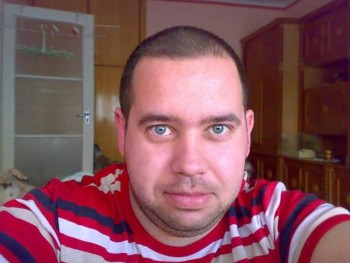 Tamás 85 37 éves társkereső profilképe