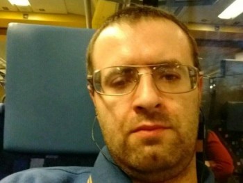 zotya6411 36 éves társkereső profilképe