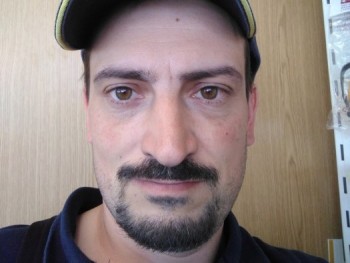 Gábor 85 36 éves társkereső profilképe