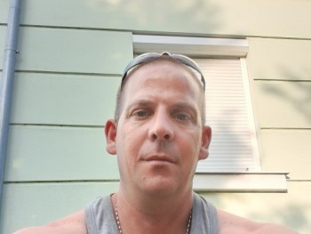 Hooligans 38 éves társkereső profilképe
