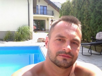 Georgi38 42 éves társkereső profilképe