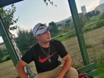 Villányi Máté 21 éves társkereső profilképe