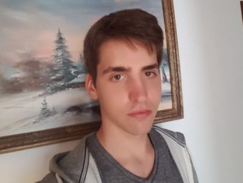 Varga Péter Báli 22 éves társkereső profilképe