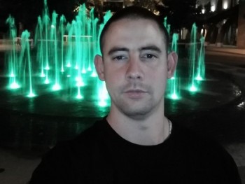 Gábor029 31 éves társkereső profilképe