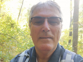 Jozefh 70 éves társkereső profilképe