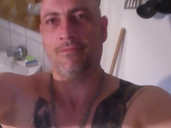 RobiMárkus 43 éves társkereső profilképe