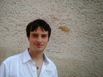 Dragonov 35 éves társkereső profilképe