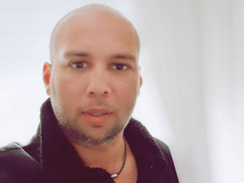 Iván0000 39 éves társkereső profilképe