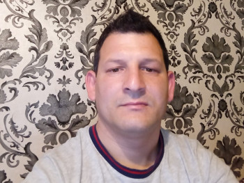szendrei józsef 37 éves társkereső profilképe