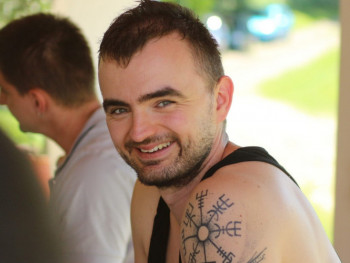 Petagno 29 éves társkereső profilképe