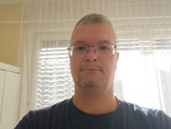 Zoltán 38 40 éves társkereső profilképe