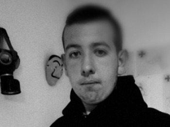 N_Kristóf 18 éves társkereső profilképe