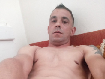 Gyula41981 42 éves társkereső profilképe