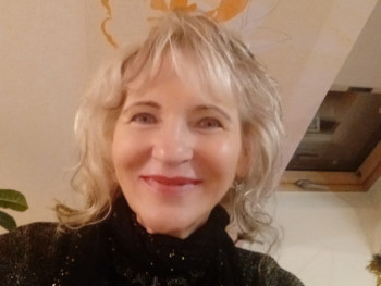 Adrienn22 60 éves társkereső profilképe